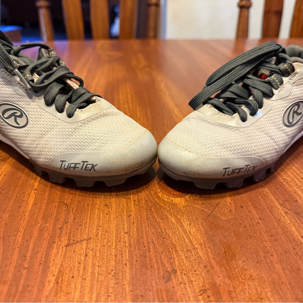 Rawlings gray baseball cleats boys size 12